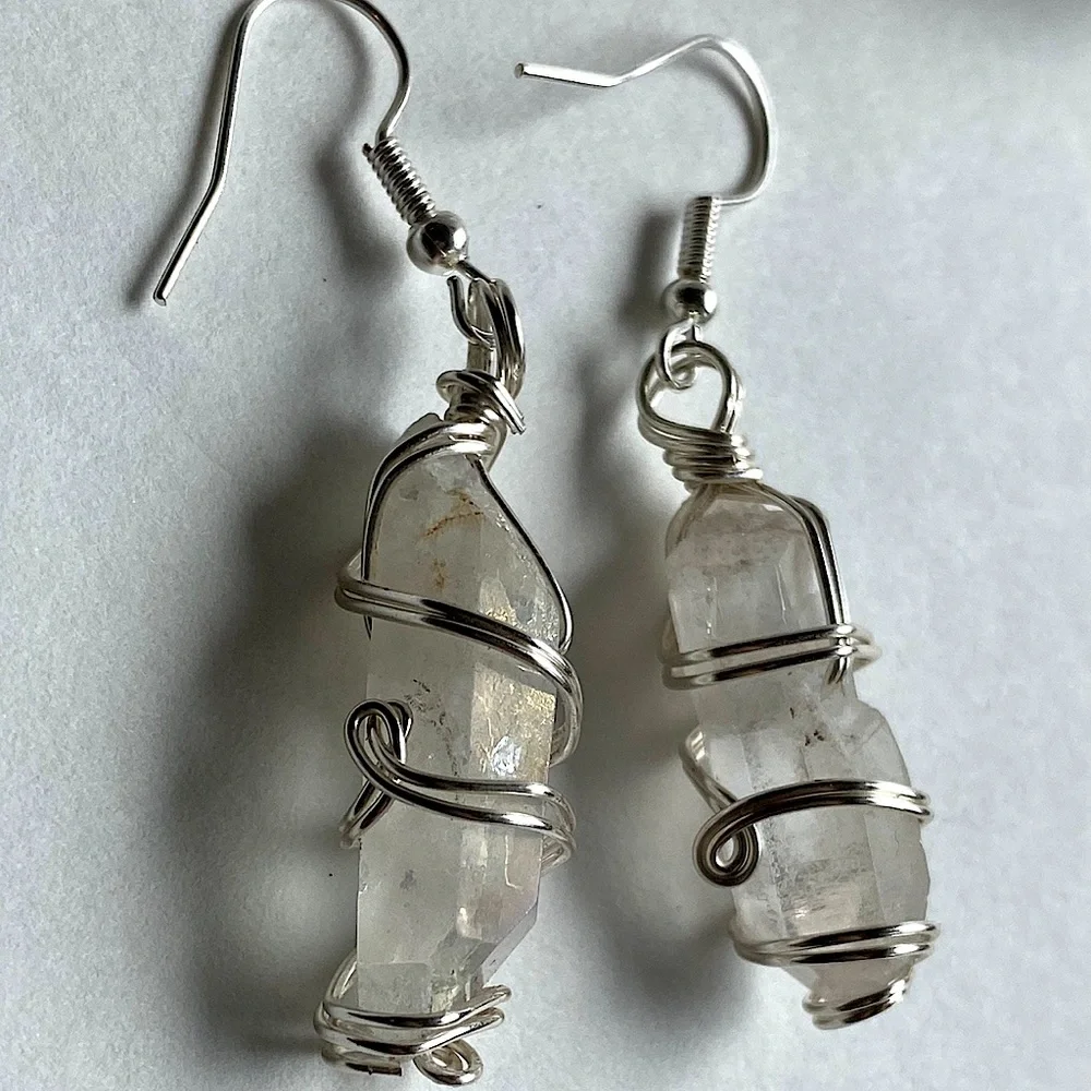 n e w | wire wrapped angel quartz earrings | raw crystal earrings | handmade 👼 - Picture 6 of 8